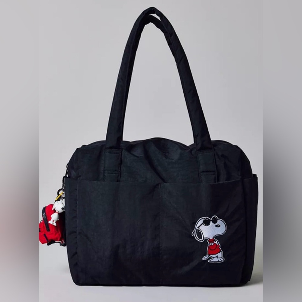 BAGGU X UO X PEANUTS Snoopy Black Crescent Bag Purse NEW NWT LAST ONE
